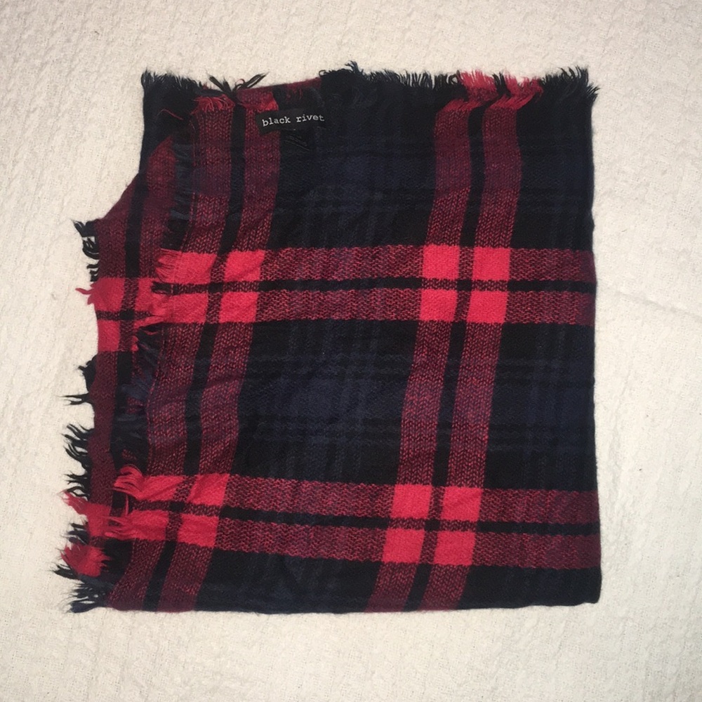 Black River plaid blanket scarf